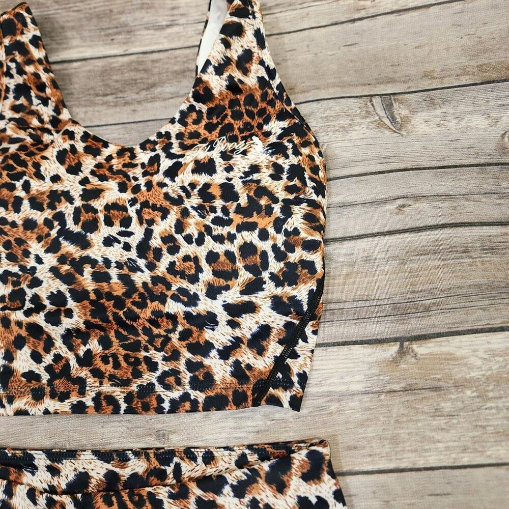 Dance2fit NWT Fit Booty animal print bra & scrunch booty shorts set woman size M - Picture 2 of 9